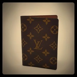 LV Passport Cover